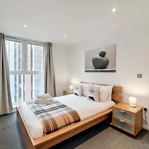  Apartment Fully Serviced Two Bed By Excel & O2